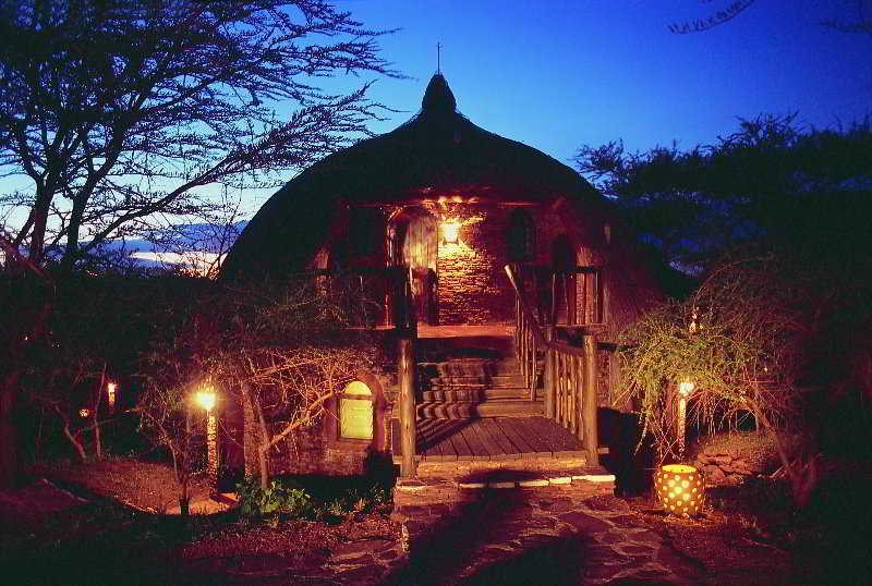 Serengeti Serena Safari Lodge Eksteriør bilde